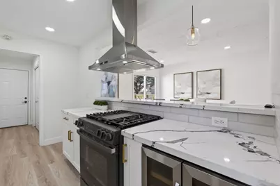 6207 Rollingbrook Drive, Houston, TX 77096 - Photo 13