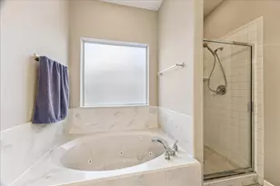 18 Prairie Knoll Dr, Santa Fe, TX 77510 - Photo 3