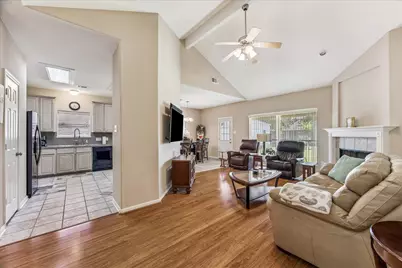 18 Prairie Knoll Drive, Santa Fe, TX 77510 - Photo 15