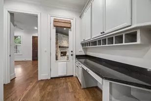 12103 Overcup Dr, Houston, TX 77024 - Photo 23