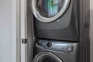 210 E 32nd St, Houston, TX 77018 - Photo 33