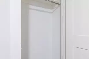 210 E 32nd St, Houston, TX 77018 - Photo 35