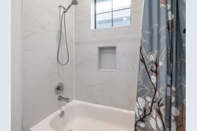 210 E 32nd Street, Houston, TX 77018 - Photo 37