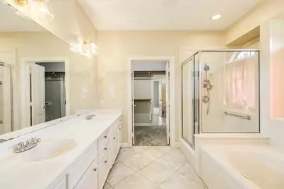 704 Walnut Street, Lake Jackson, TX 77566 - Photo 17