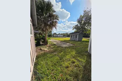 326 Texas Avenue, Bacliff, TX 77518 - Photo 11