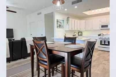 921 Marine Drive #332, Galveston, TX 77550 - Photo 9