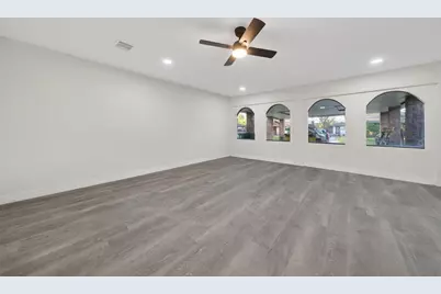 4119 Ebbtide Drive, Houston, TX 77045 - Photo 7