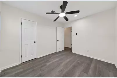 4119 Ebbtide Drive, Houston, TX 77045 - Photo 33