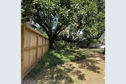 5100 Evergreen Street, Bellaire, TX 77401 - Photo 1