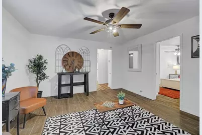 801 Washington Street, Liberty, TX 77575 - Photo 7