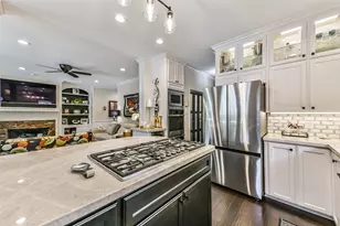 1719 Fair Oaks St, El Lago, TX 77586 - Photo 17