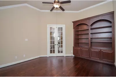 510 McAllister Avenue, Sugar Land, TX 77479 - Photo 5