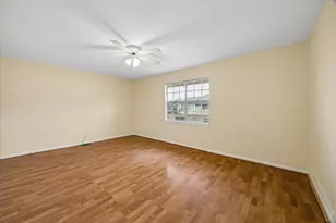 2416 Jamestown Mall, Houston, TX 77057 - Photo 11