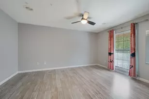 827 Vine St, Bryan, TX 77802 - Photo 11