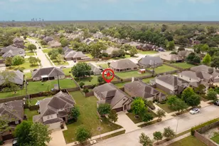 211 Mdw Rdg Wy, Clute, TX 77531 - Photo 37