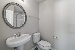 211 Mdw Rdg Wy, Clute, TX 77531 - Photo 27