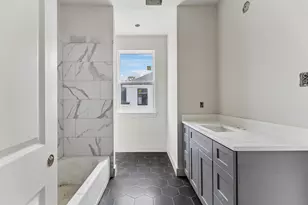 2029 Oak Forest Dr, Houston, TX 77018 - Photo 5