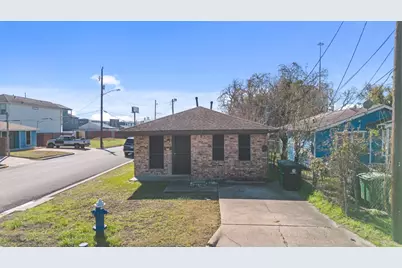 1430 E 32nd 1/2 Street, Houston, TX 77022 - Photo 1