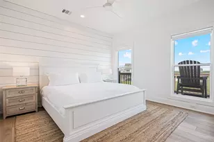 3717 Biscayne Beach Rd, Crystal Beach, TX 77650 - Photo 33
