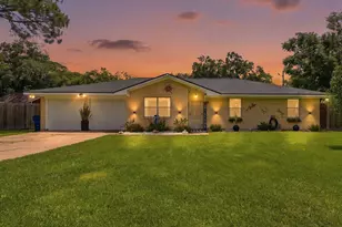 702 Ln Rd, Texas City, TX 77591 - Photo 1