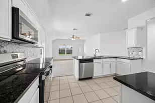 8710 Maple Rapids Ln, Humble, TX 77338 - Photo 9