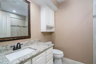 66 Lakeridge Ct, The Woodlands, TX 77381 - Photo 31