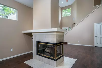 66 Lakeridge Court, The Woodlands, TX 77381 - Photo 7