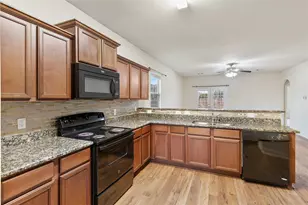 6903 Musclewood Rd, Baytown, TX 77521 - Photo 17