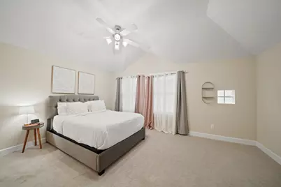 8705 Bryam Street #104, Houston, TX 77061 - Photo 9