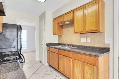 4936 Meadowood Circle, Baytown, TX 77521 - Photo 3