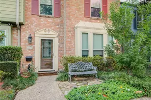 7449 Brompton St, Houston, TX 77025 - Photo 3