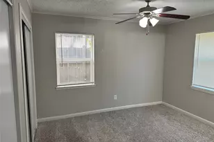 146 W Whitney St, Houston, TX 77018 - Photo 11