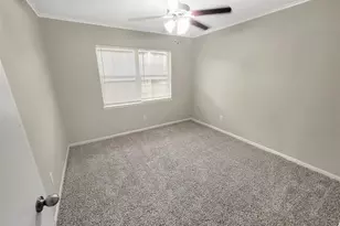 146 W Whitney St, Houston, TX 77018 - Photo 17