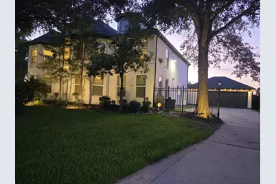 9522 Champions Cove Drive, Spring, TX 77379 - Photo 3
