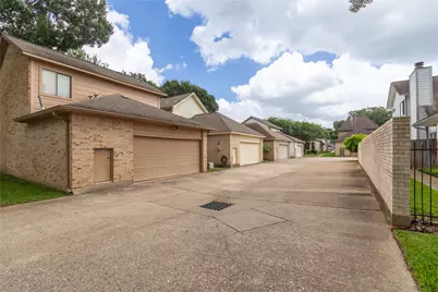 6625 Tournament Drive, Houston, TX 77069 - Photo 25