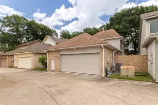 6625 Tournament Dr, Houston, TX 77069 - Photo 1