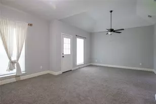 6625 Tournament Dr, Houston, TX 77069 - Photo 11