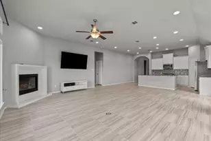 2715 Bethel Springs Ln, League City, TX 77573 - Photo 5