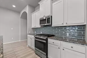 2715 Bethel Springs Ln, League City, TX 77573 - Photo 11