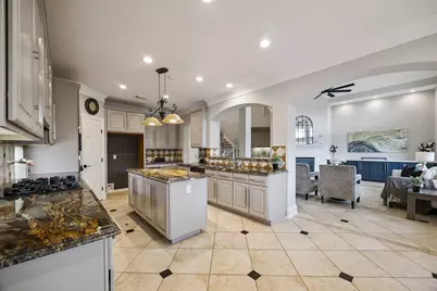 5126 Beacon Point, Sugar Land, TX 77479 - Photo 13