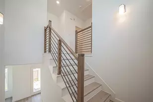 8919 Grovner Pl, Houston, TX 77055 - Photo 7