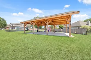 1014 Oak Glen Dr, Willis, TX 77378 - Photo 3