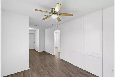 1430 E 32nd 1/2 Street, Houston, TX 77022 - Photo 11