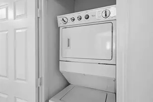 1430 E 32nd 1/2 St, Houston, TX 77022 - Photo 7