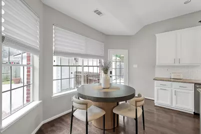 31 E Amberglow Circle, The Woodlands, TX 77381 - Photo 23