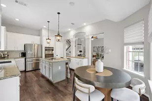 31 E Amberglow Cir, The Woodlands, TX 77381 - Photo 23