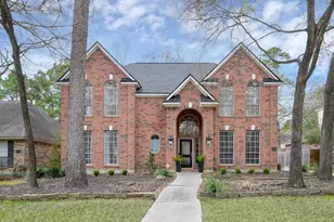 31 E Amberglow Cir, The Woodlands, TX 77381 - Photo 1