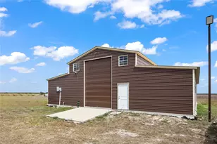 9690 Fm 1300 Rd, Louise, TX 77455 - Photo 1