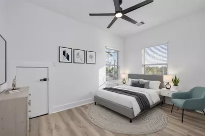 4533 Larkspur Street #B, Houston, TX 77051 - Photo 25
