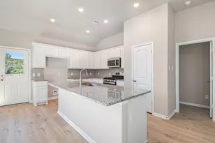 11021 Ondrea Ln, Willis, TX 77318 - Photo 5